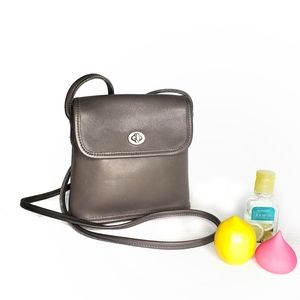 Coach Tango 9049 Leather Crossbody Sling Tote